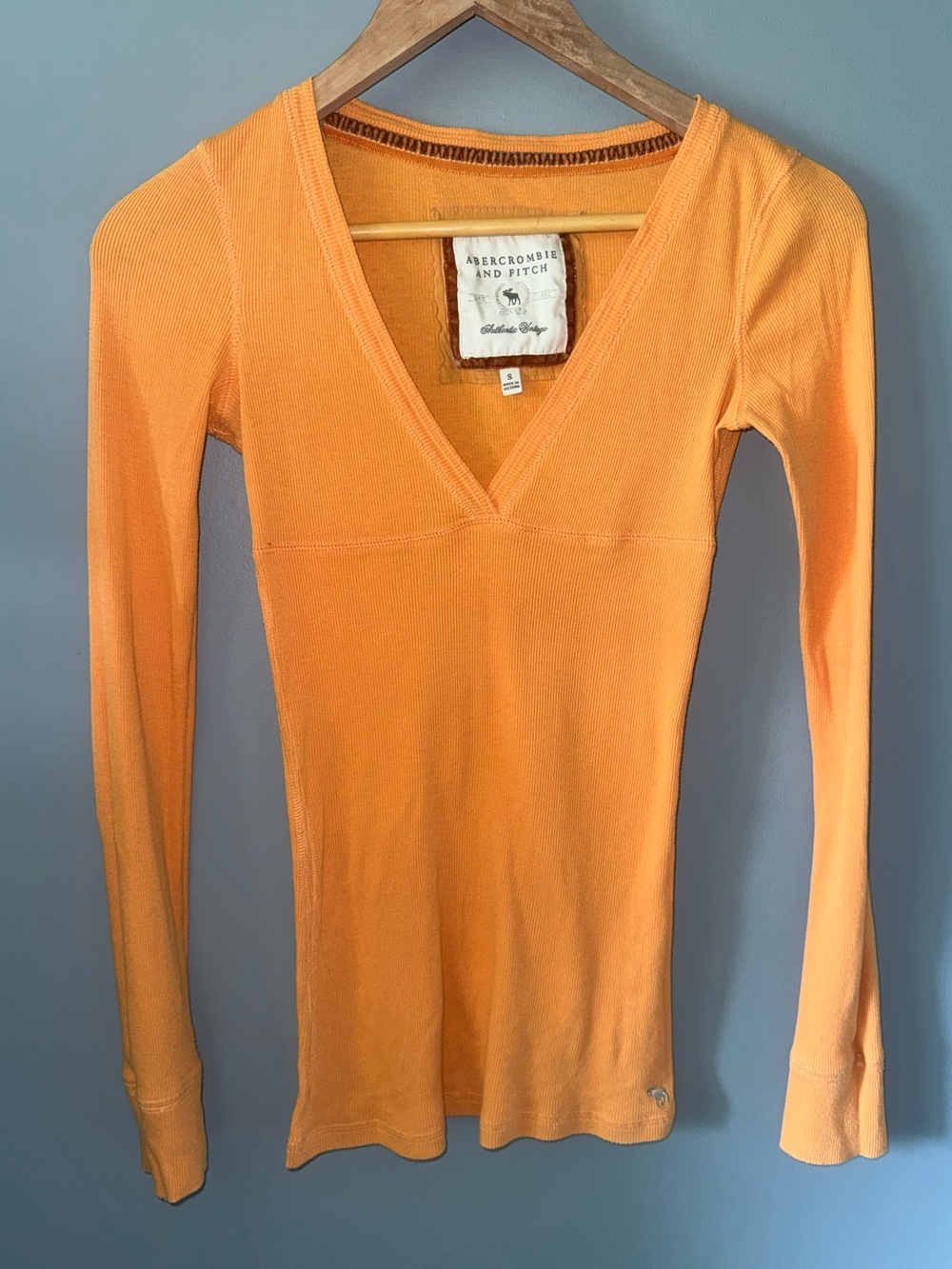 Y2K Abercrombie & Fitch Orange Ribbed Long Sleeve Top Deep V Thermal Baby Tee